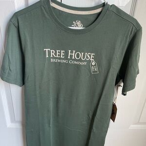 NWT Treehouse Brewing Classic Tag T-Shirt - Green